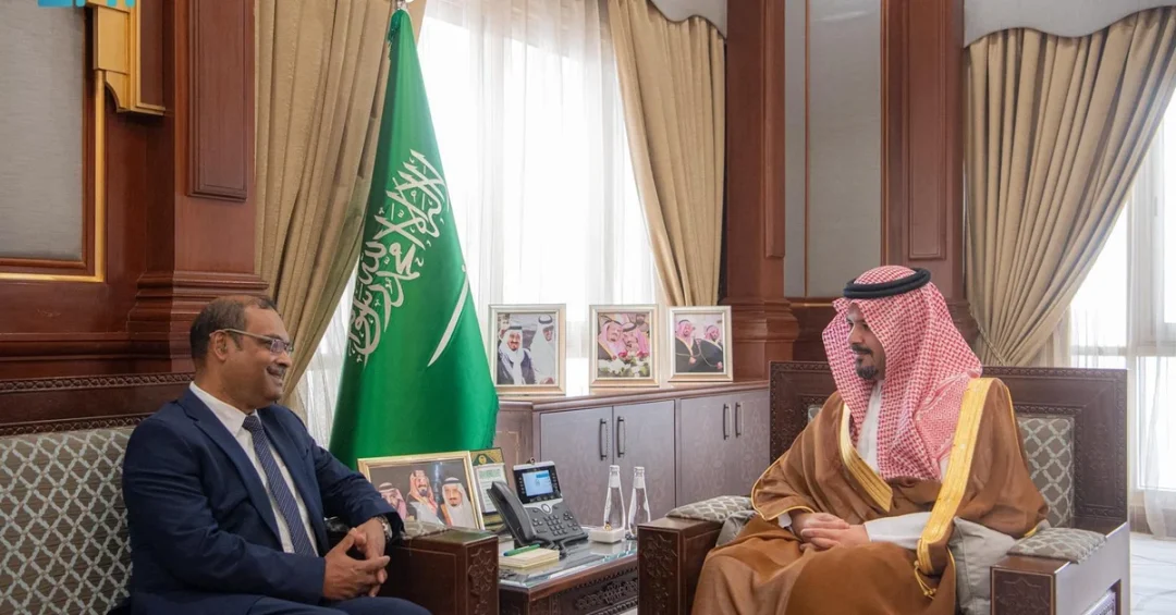 Madinah Governor Meets Bangladesh Consul General to Boost Bilateral Ties