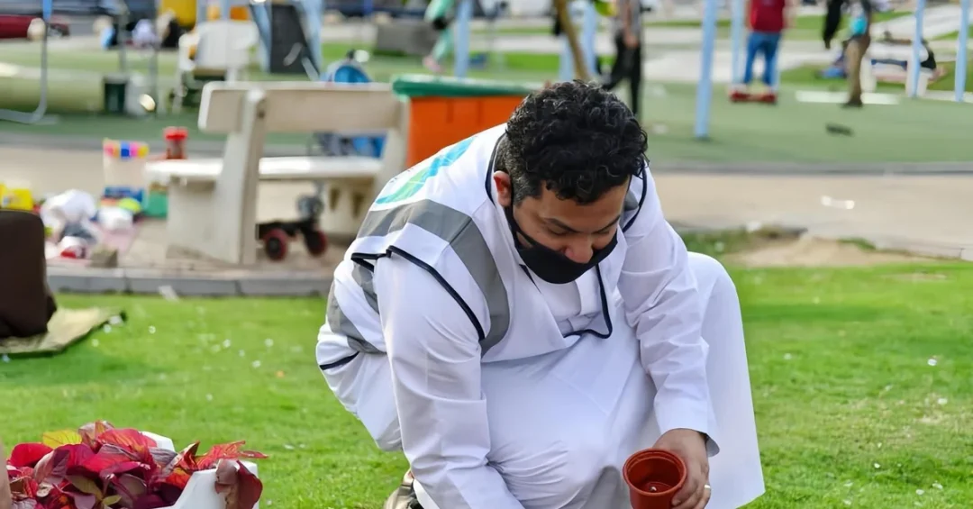 Volunteers Join Makkah Tree-Planting Initiative for Sustainability