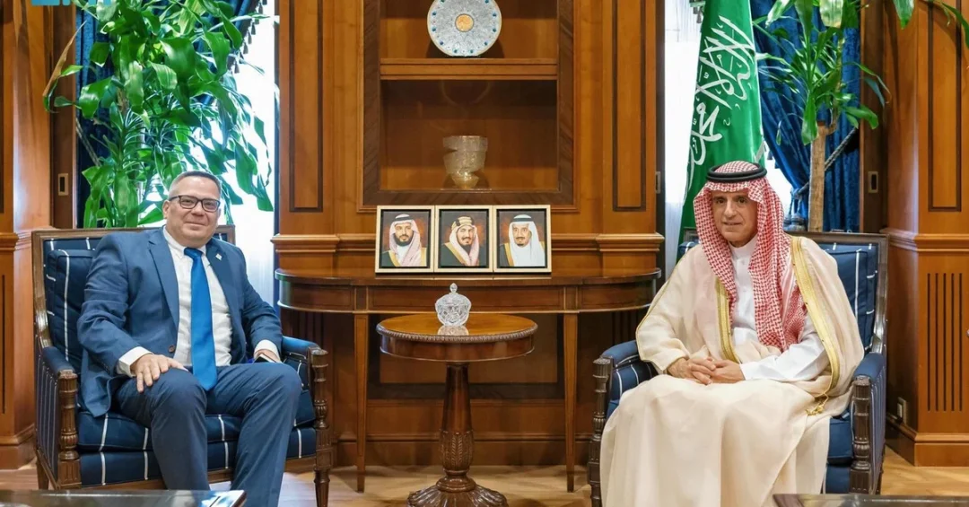 Saudi Minister Welcomes New Cypriot Ambassador in Riyadh