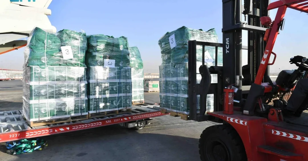 Saudi Arabia Sends Sixth Relief Plane to Lebanon Amid Crisis