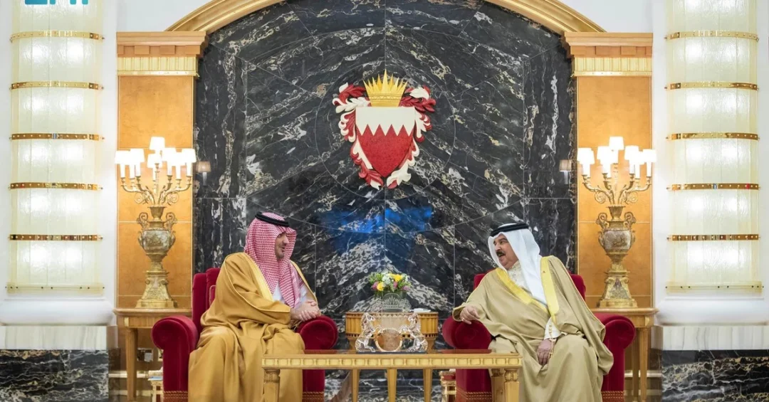 King of Bahrain Receives Saudi Minister of Interior to Bolster Security Ties