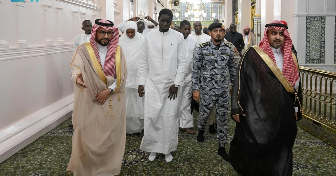 Senegal President Visits Prophet’s Mosque in Madinah, Strengthening Ties