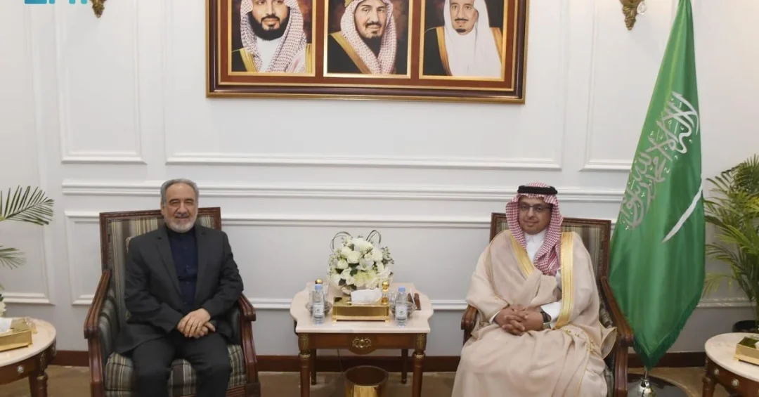 Saudi Foreign Ministry Official Meets Iranian Consul in Jeddah
