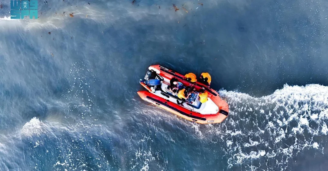 Jazan Border Guard Rescues Father and Daughters from Drowning