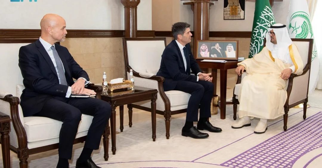Deputy Governor of Makkah Region Meets French Ambassador in Jeddah