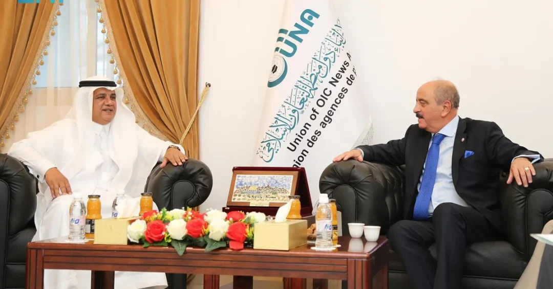 Tunisian Foreign Minister Visits UNA Headquarters in Jeddah