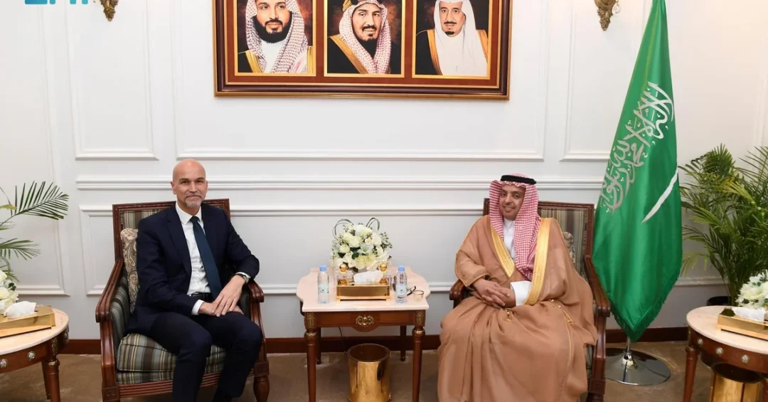Saudi Arabia’s Makkah Foreign Ministry Branch Meets French Consul General