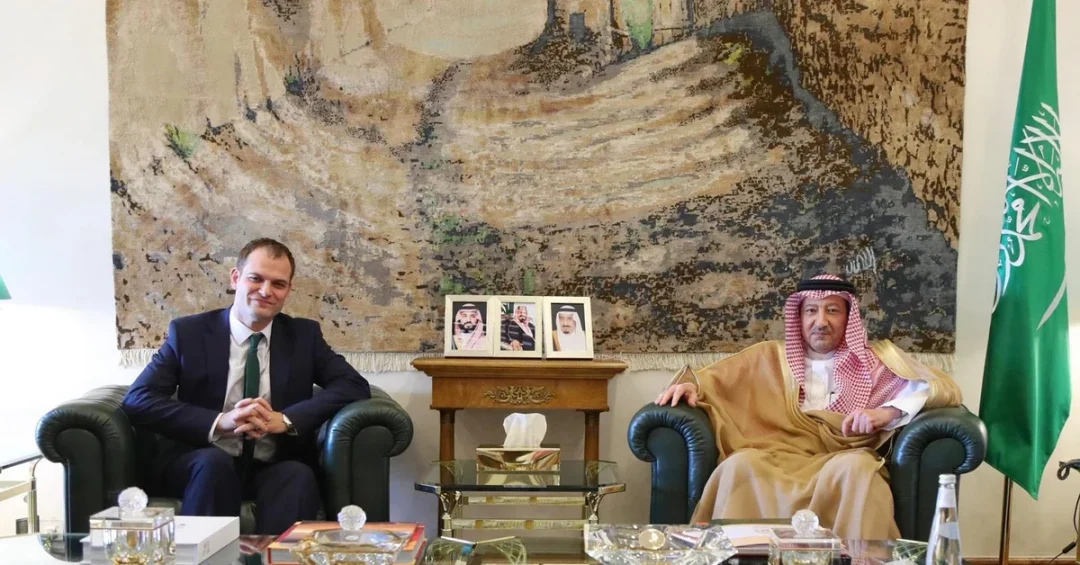 Saudi Vice Foreign Minister Meets British Envoy to Boost Bilateral Ties