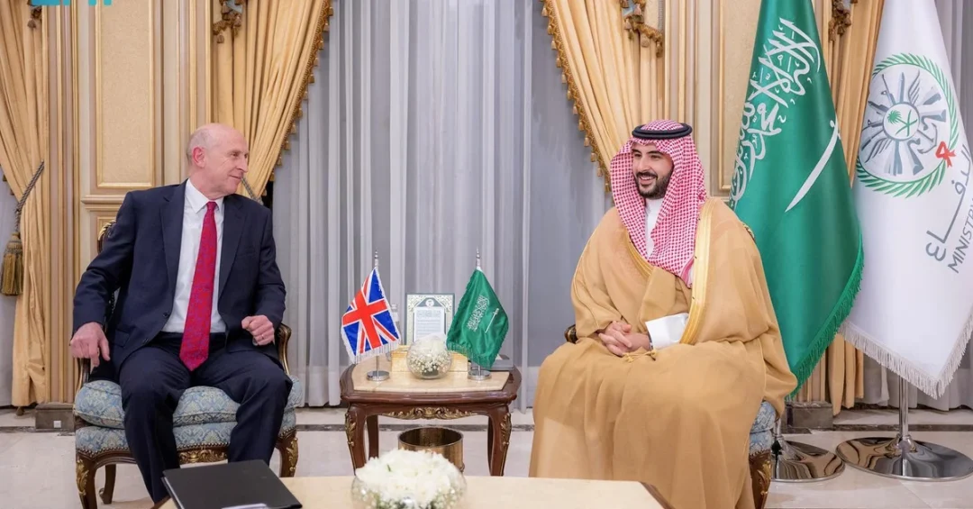 Saudi Defense Minister and UK Counterpart Hold Talks on Defense Cooperation