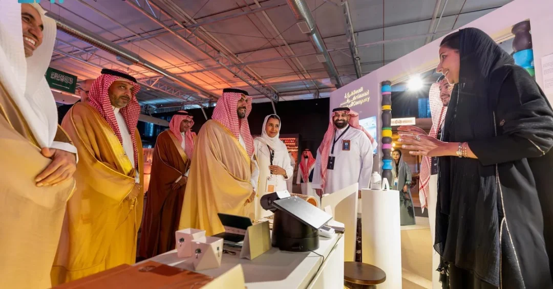 Saudi Culture Minister Extends Banan Handicrafts Exhibition to November 30