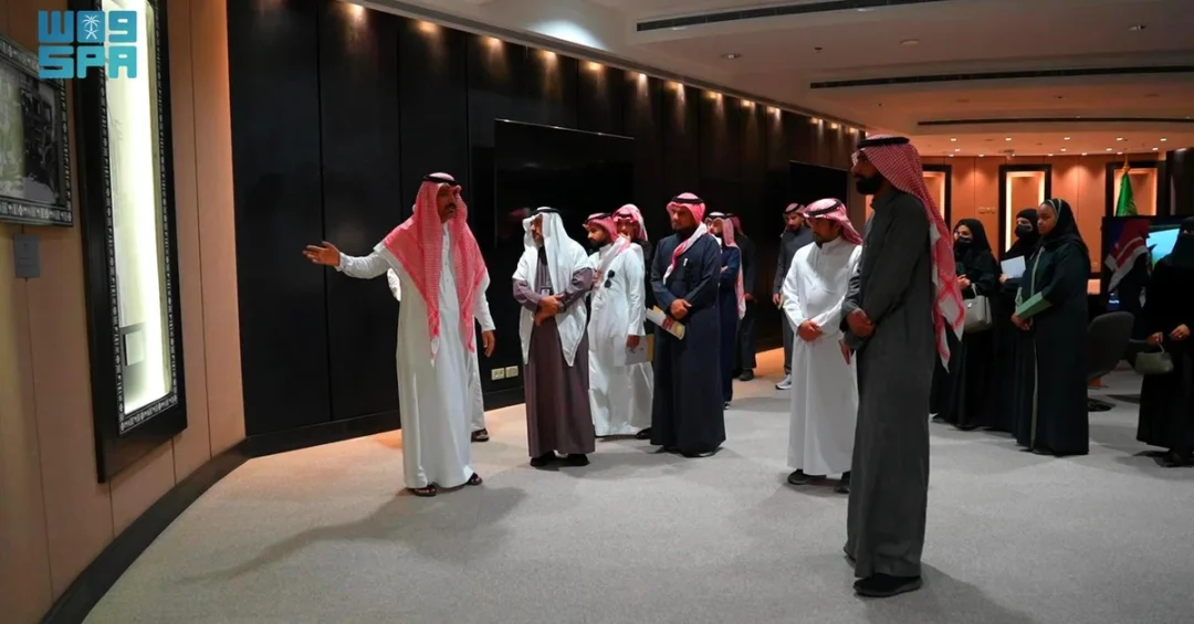 Tourism Trainees Deepen Cultural Knowledge at King Abdulaziz Library