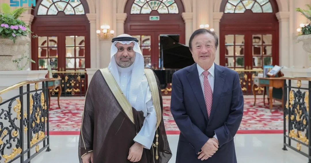 Saudi Health Minister Visits Huawei, Signs MoUs to Boost Health Tech