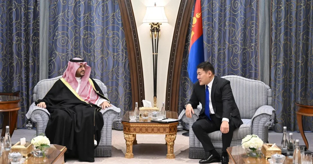 Mongolia PM meets Saudi Minister at One Water Summit in Riyadh