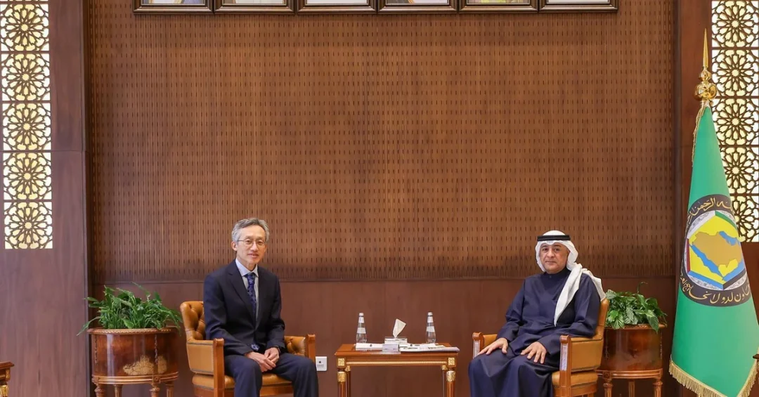 GCC Secretary General Meets Japanese Ambassador to Discuss Free Trade Agreement