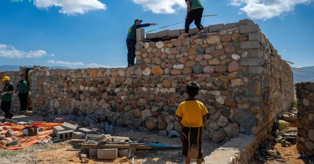 KSrelief Launches Home Rehabilitation Project for Families in Yemen’s Socotra