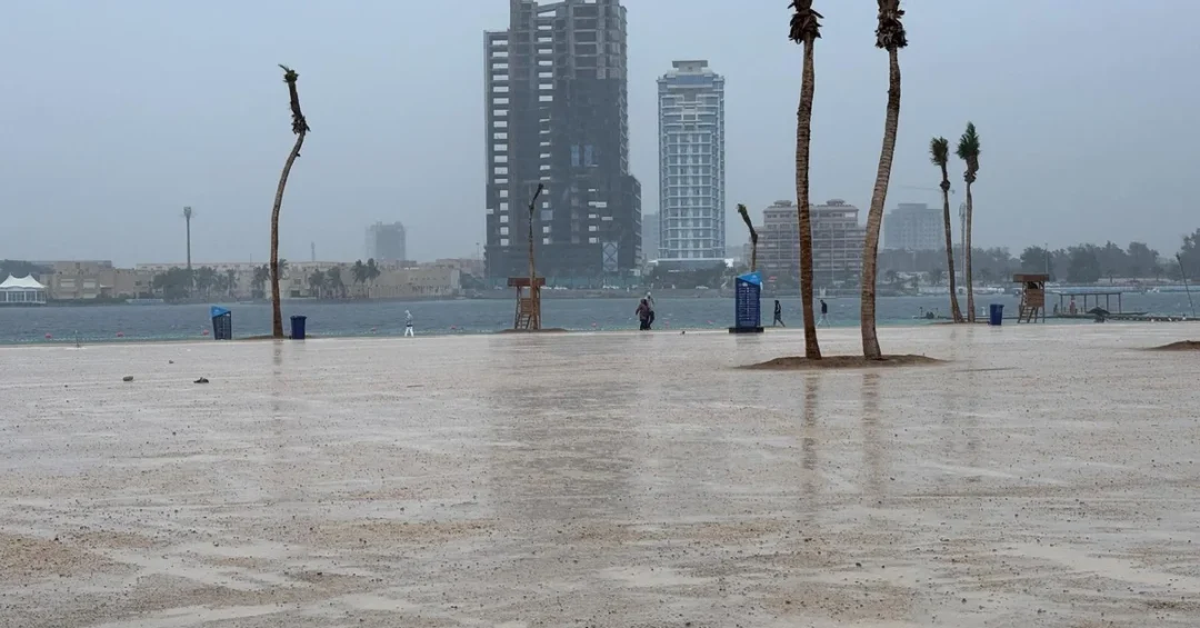 Jeddah Municipality Opens First Sandy Beach in North Abhar