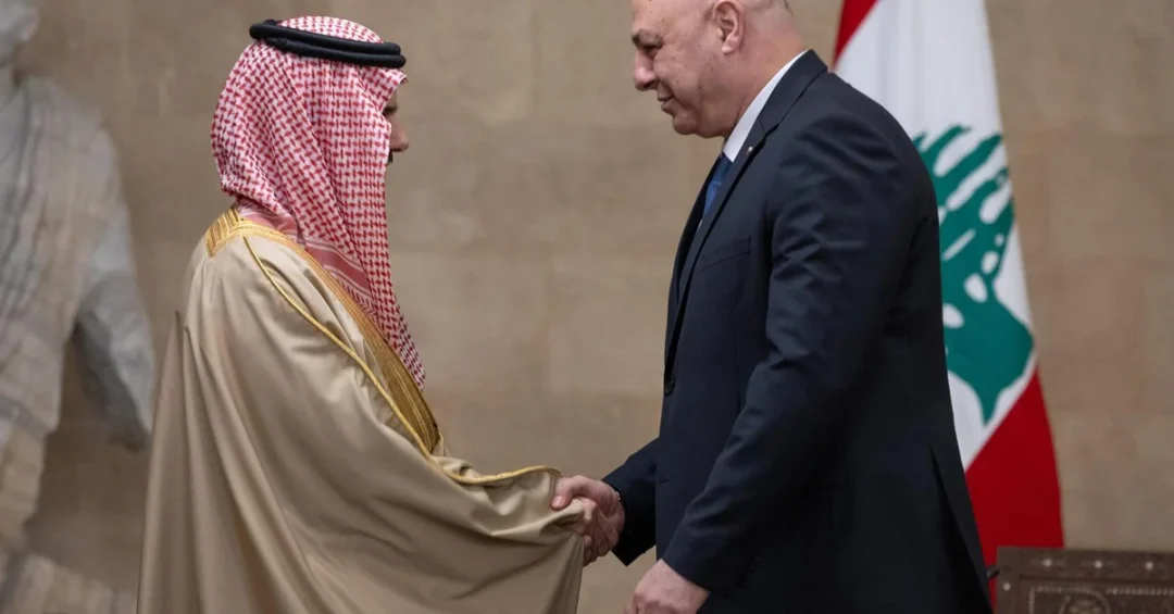 Lebanese President Receives Saudi Foreign Minister in Beirut