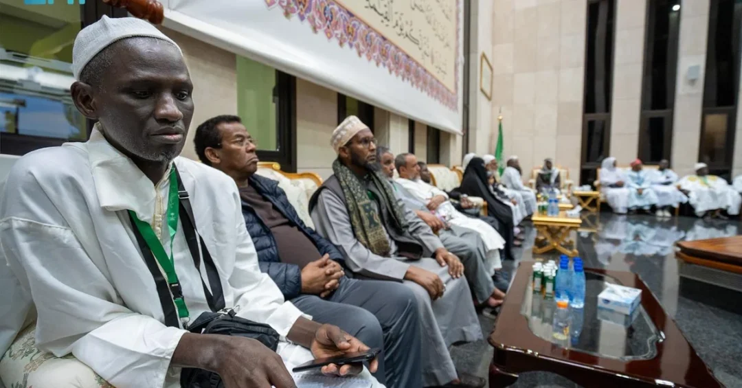 Pilgrims from 18 African Nations Visit Quran Printing Complex in Madinah