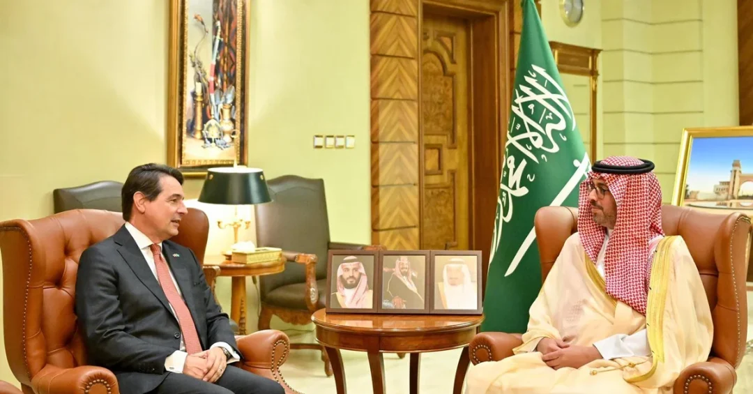 Jeddah Governor Meets Portuguese Ambassador to Strengthen Ties