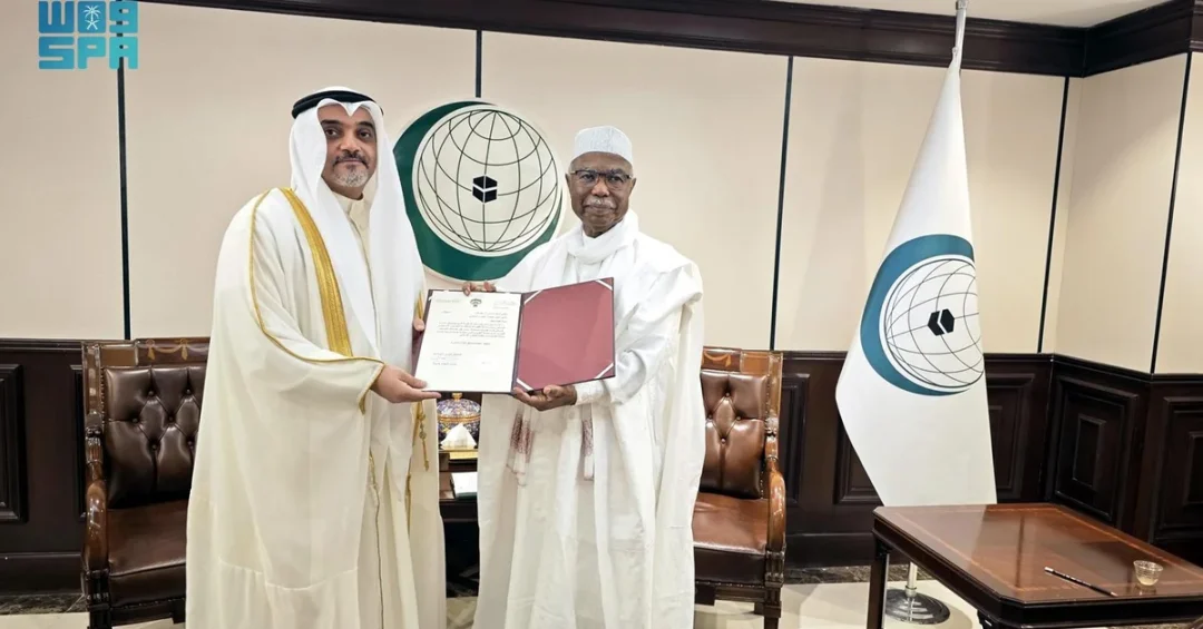 OIC Chief Receives Kuwait Consul General’s Credentials in Jeddah