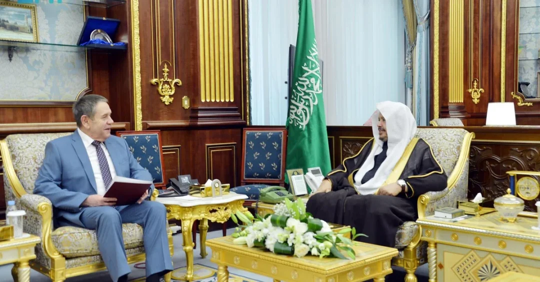 Shura Council Speaker Meets Russian Ambassador in Riyadh