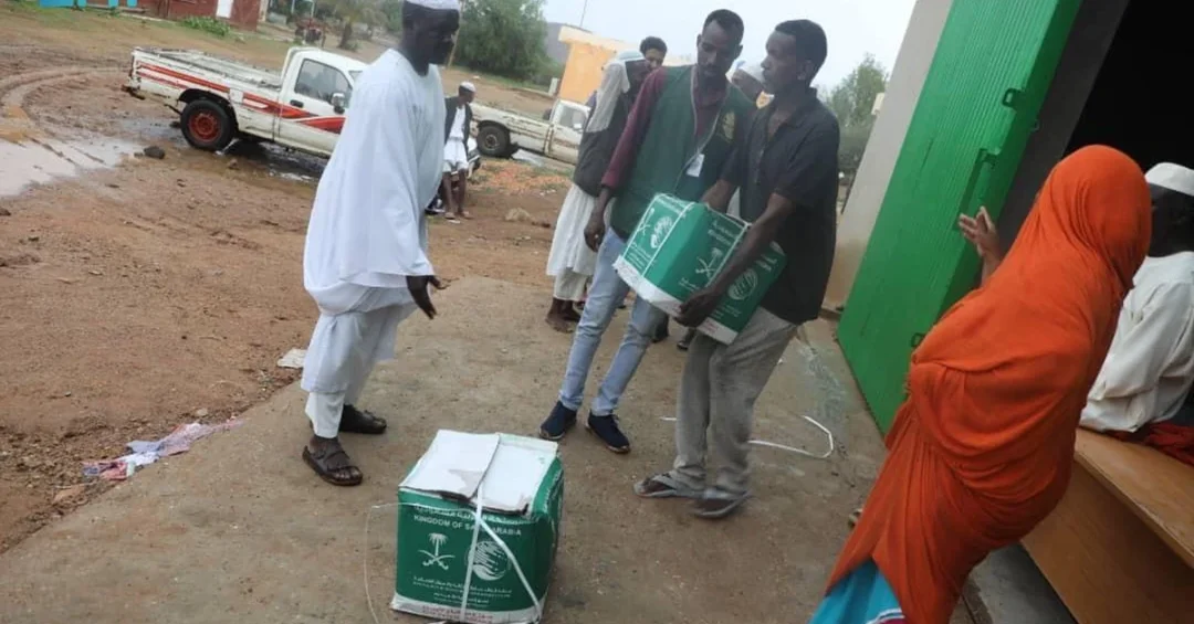 KSrelief Distributes 510 Food Baskets to 2,400 Needy in Sudan