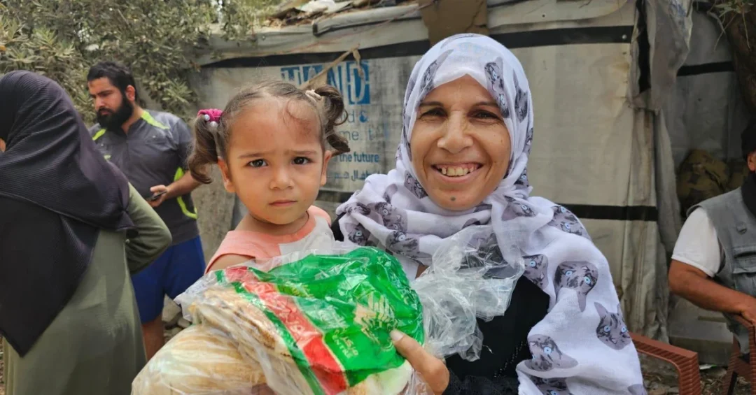 KSrelief Continues Daily Bread Distribution for Refugee Families in Northern Lebanon