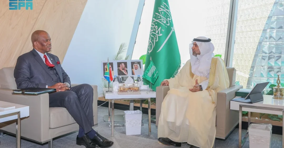 Saudi Health Minister Meets South African Ambassador to Boost Healthcare Ties