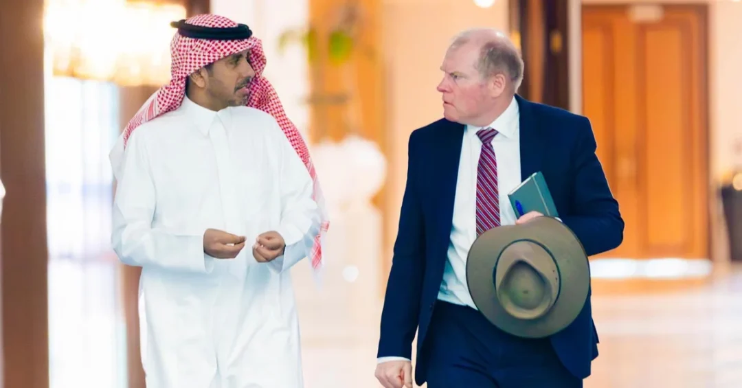 Etidal Secretary General Meets Australian Ambassador to Strengthen Ties