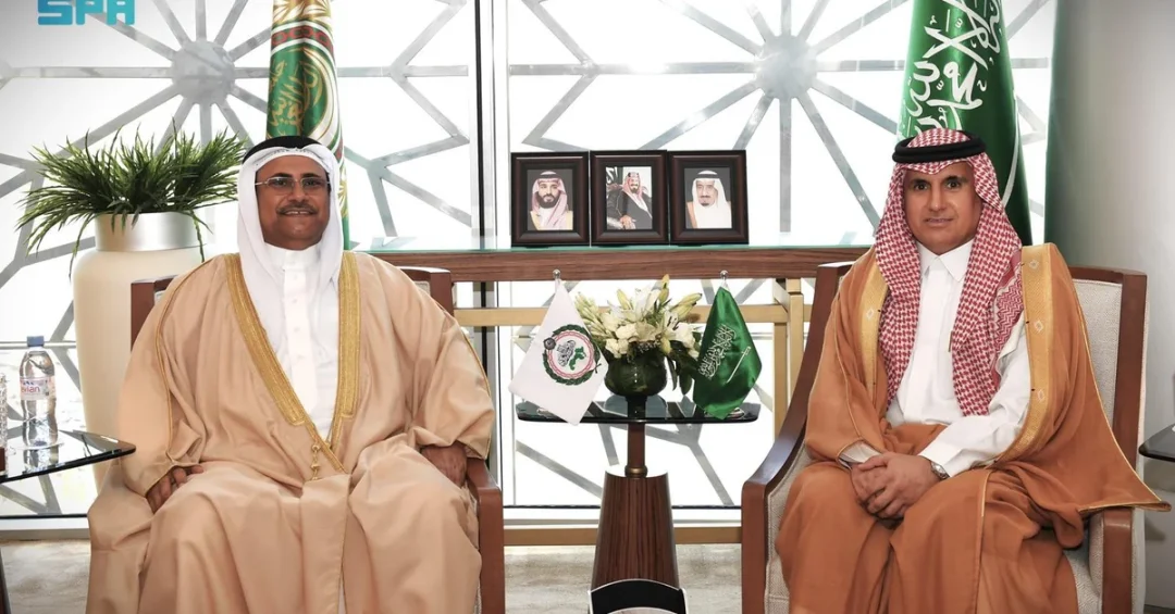 Saudi Ambassador Meets Arab Parliament Speaker to Boost Cooperation