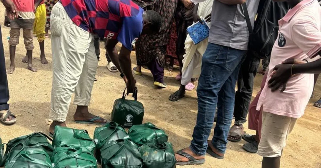 KSrelief Distributes 488 Shelter and Care Kits in Port Sudan