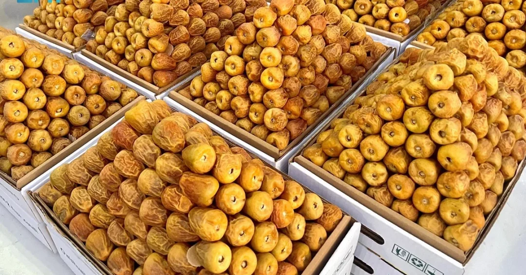 Over 3,500 Tons of Dates Delivered to Buraidah Dates Carnival in Inaugural Week