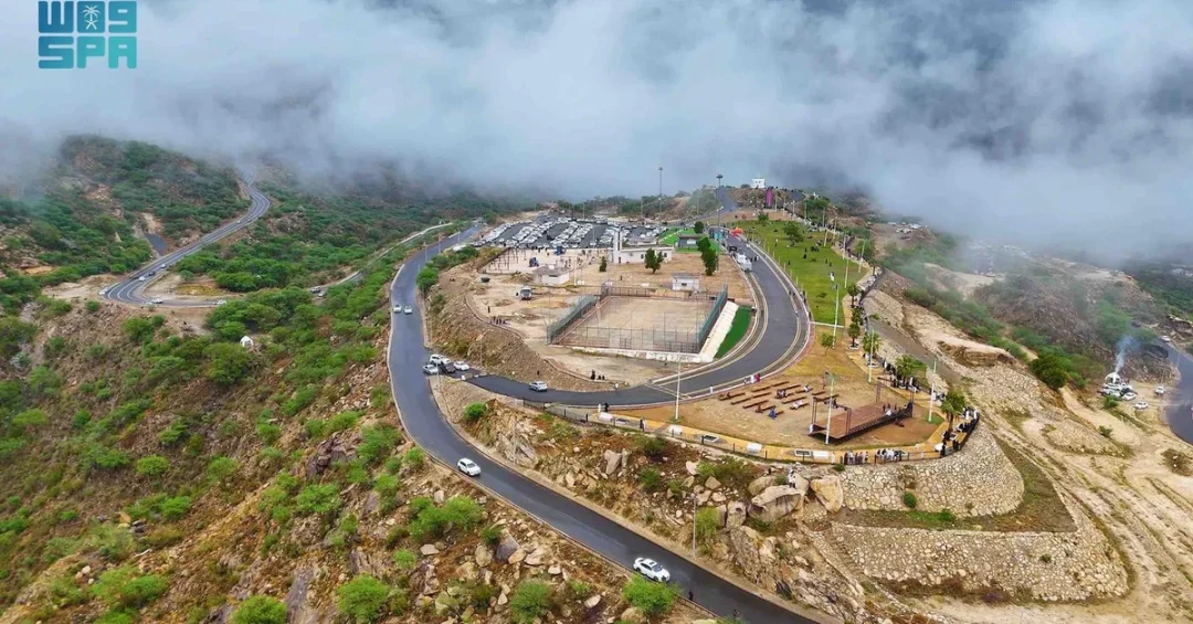 Clouds and Rain Create Stunning Scenery at Prince Mohammad bin Nasser Park
