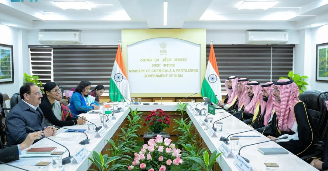 Saudi Minister Discusses Medical Devices, Auto Cooperation with India