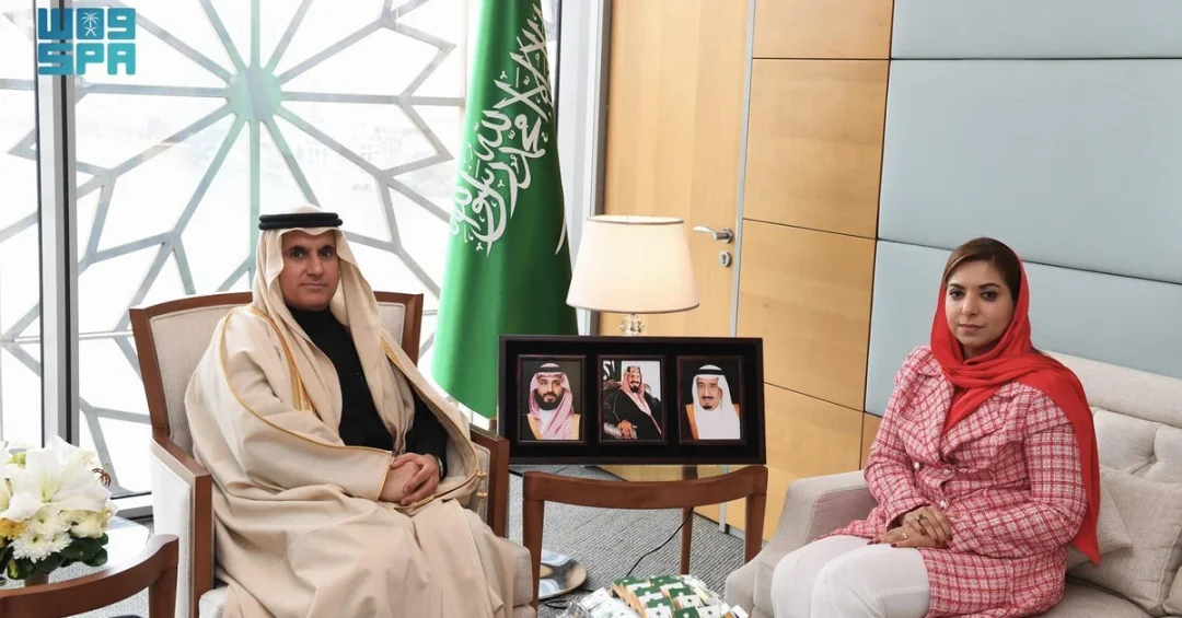 Saudi Envoy Meets OIC Women Development Organization Head in Cairo