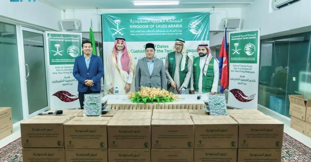 KSrelief Delivers 25 Tons of Dates to Cambodia as Humanitarian Gift