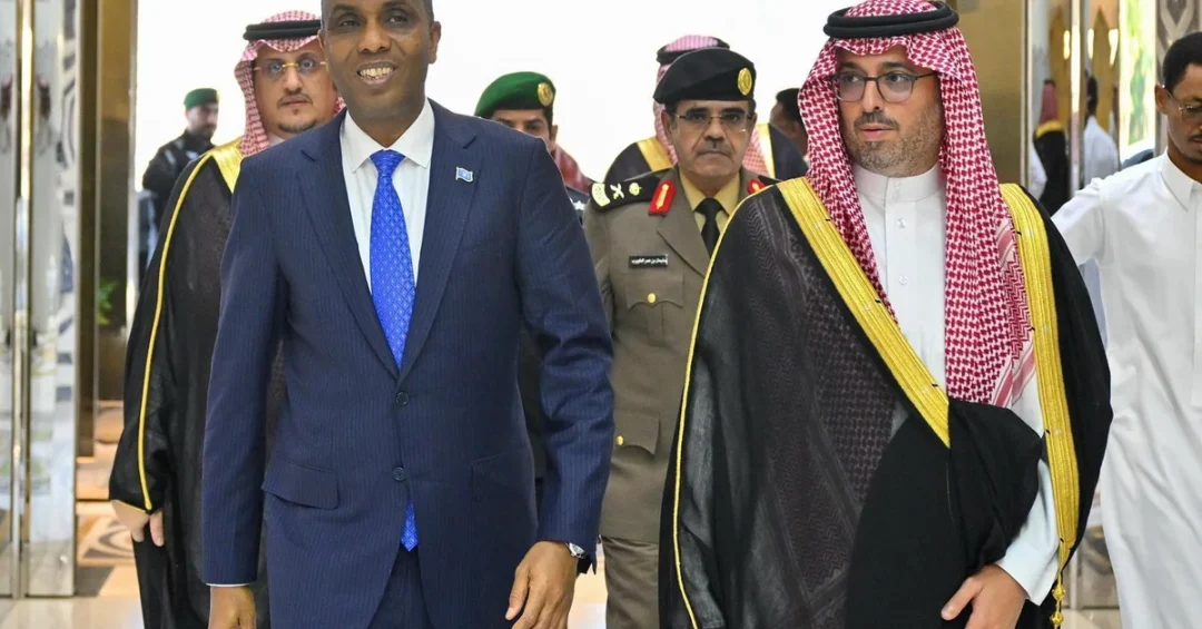 Somali Prime Minister Departs Jeddah After Fruitful Visit