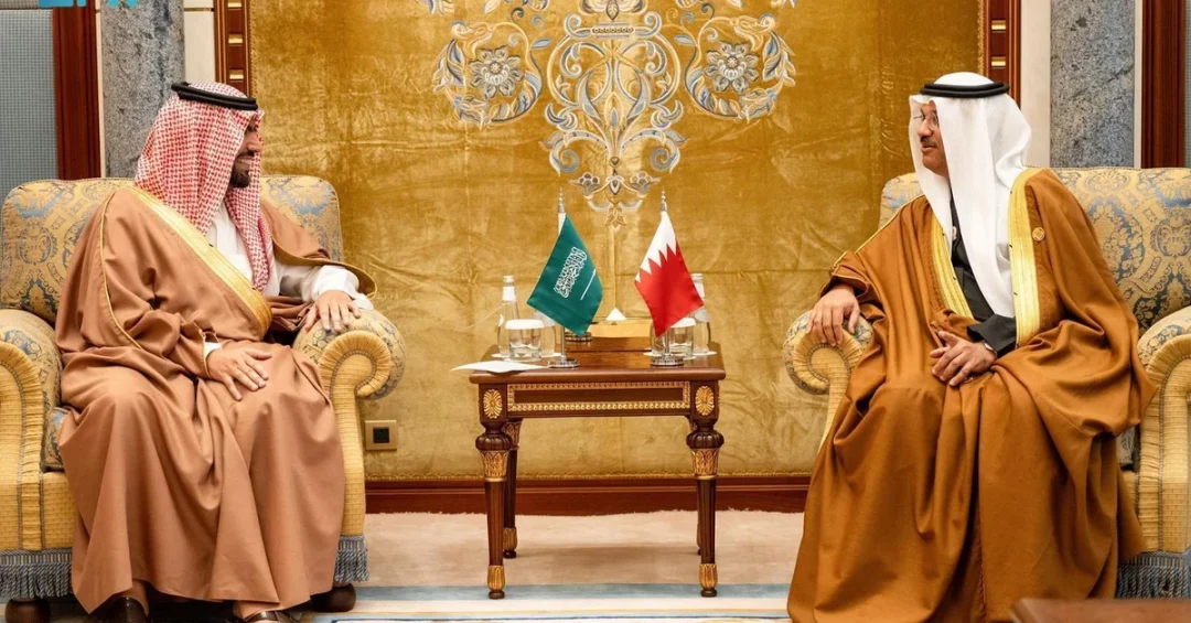 Saudi Culture Minister Meets Bahrain Culture Chief to Boost Ties