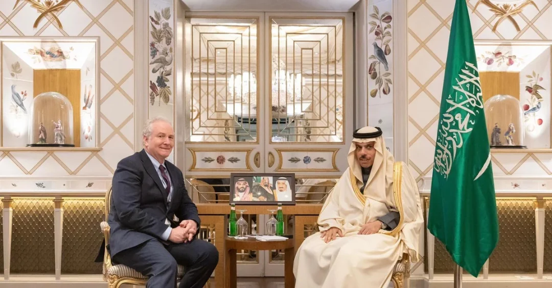 Saudi Foreign Minister Meets U.S. Senator at Munich Security Conference