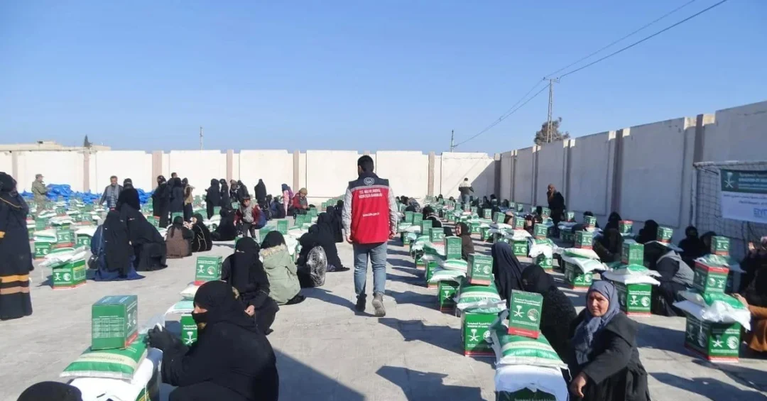 KSrelief Distributes 1,099 Food Baskets and Health Bags in Syria