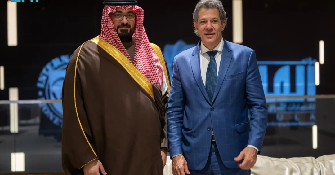Saudi Minister, Brazilian Finance Minister Strengthen Economic Ties in AlUla