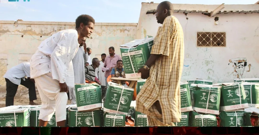 KSrelief Distributes 227 Food Baskets in Sudan