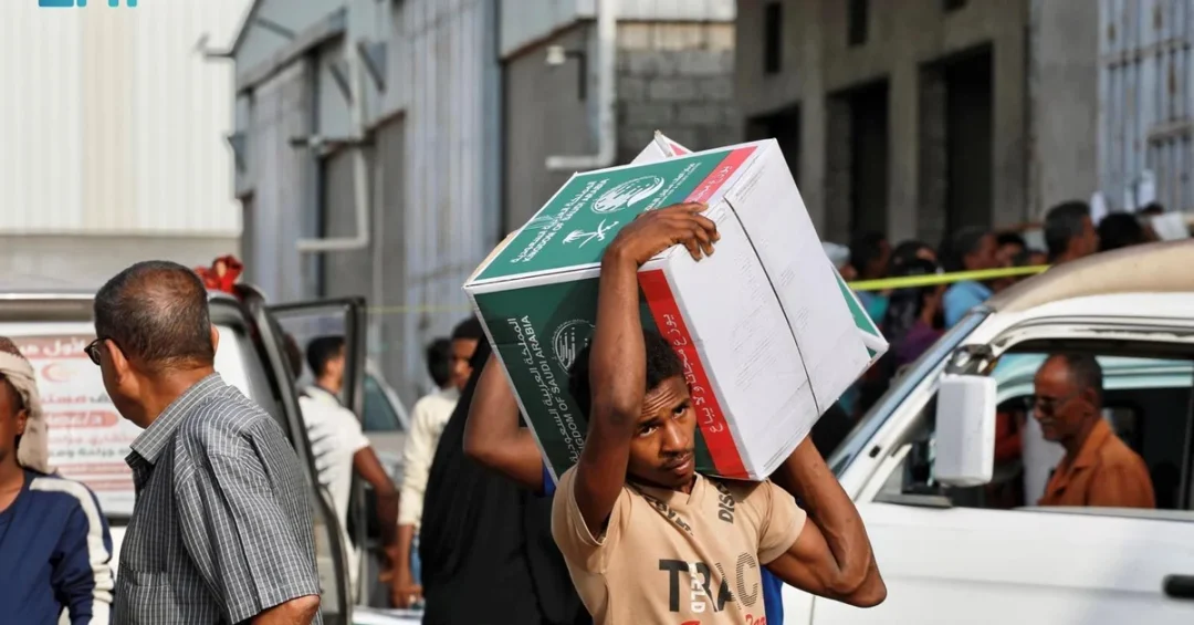 KSrelief Distributes 98 Tons of Food Baskets in Yemen