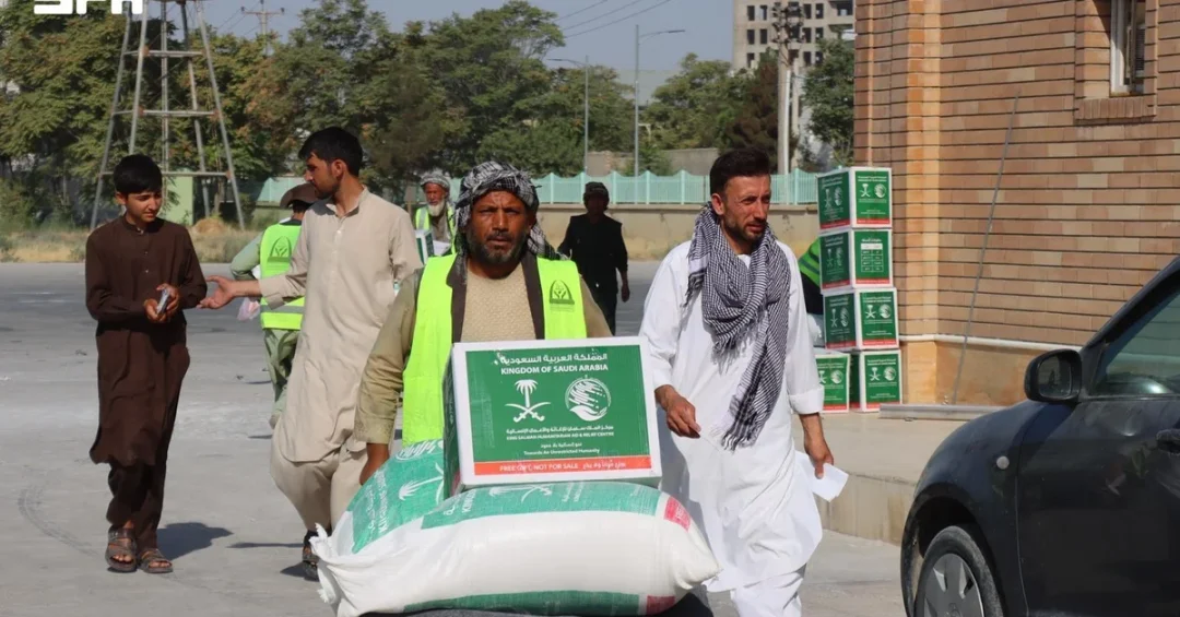 KSrelief Distributes 180 Food Baskets in Afghanistan’s Balkh