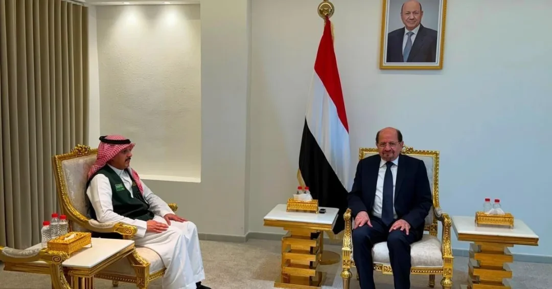 Yemeni PM Meets SDRPY Director to Discuss Development Projects