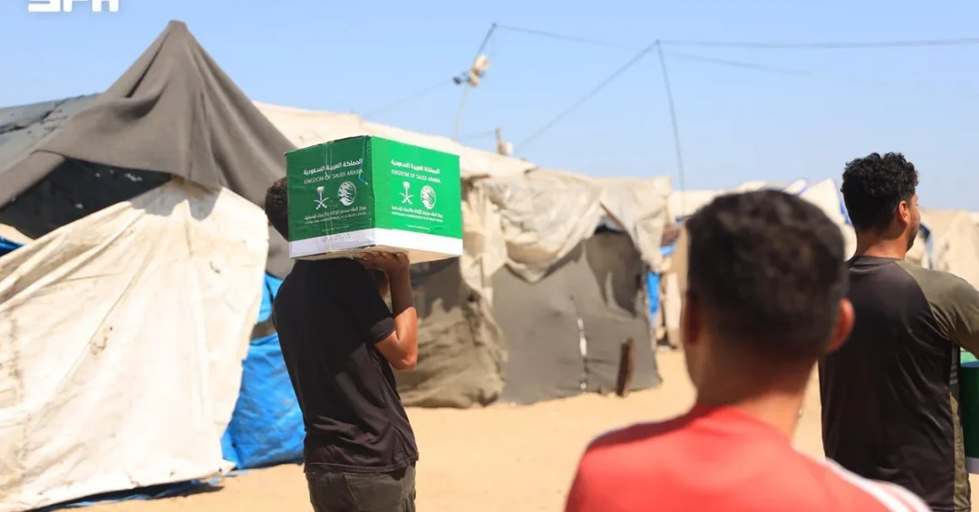 KSrelief Distributes 797 Food Baskets to Aid Gaza Strip