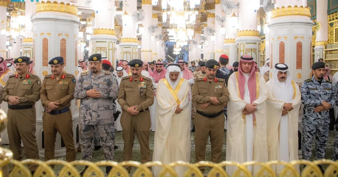 Massive Eid Al-Adha Gathering Fills Prophet’s Mosque in Medina