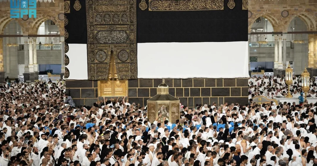 Pilgrims Perform Tawaf Al-Ifadah With Integrated Services in Saudi Arabia