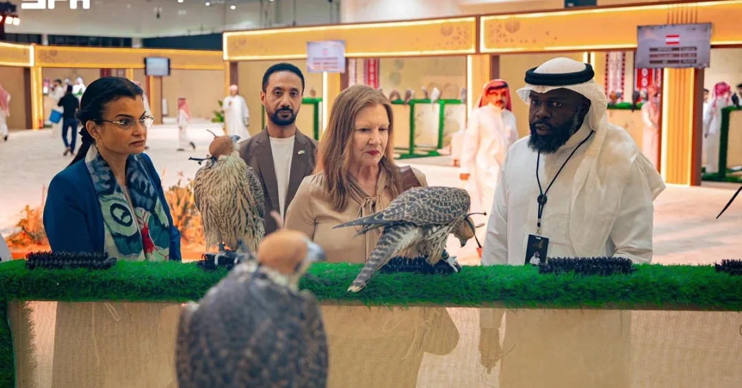 US envoy visits Falcon Breeding Farms Auction 2026