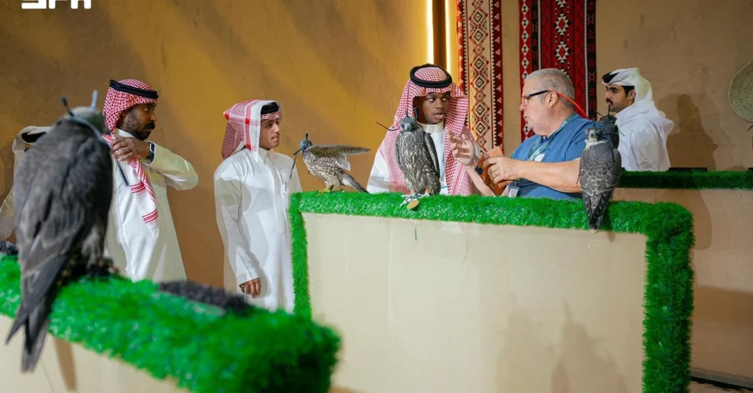 British Falconer Shares Expertise at Riyadh Auction